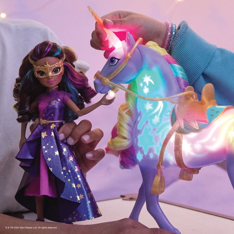 Unicorn Academy deluxe κούκλα Sophia 24 εκ.