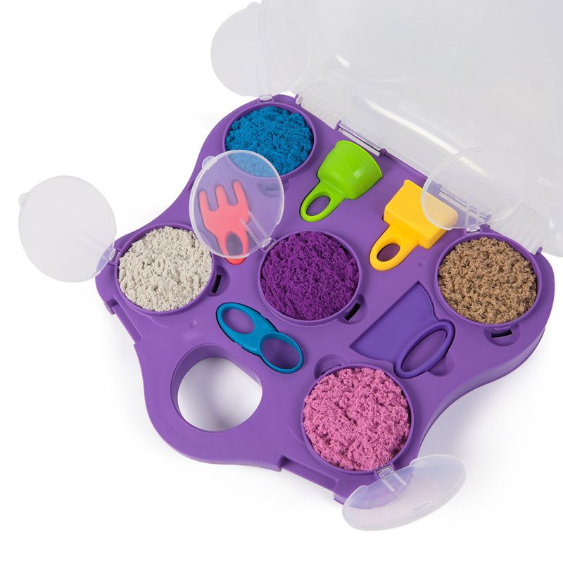 Kinetic Sand βαλίτσα με αξεσουάρ
