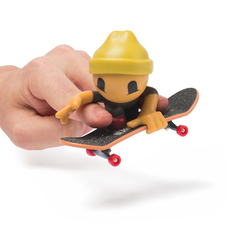 Tech Deck SK8 Crew fingerboard με φιγούρα με κίτρινο καπέλο