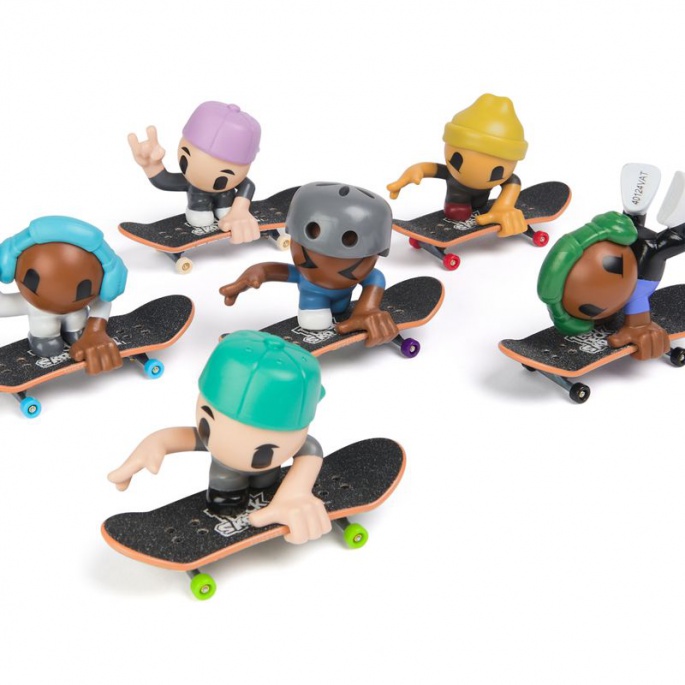 Tech Deck SK8 Crew fingerboard με φιγούρα και γκρι κράνος