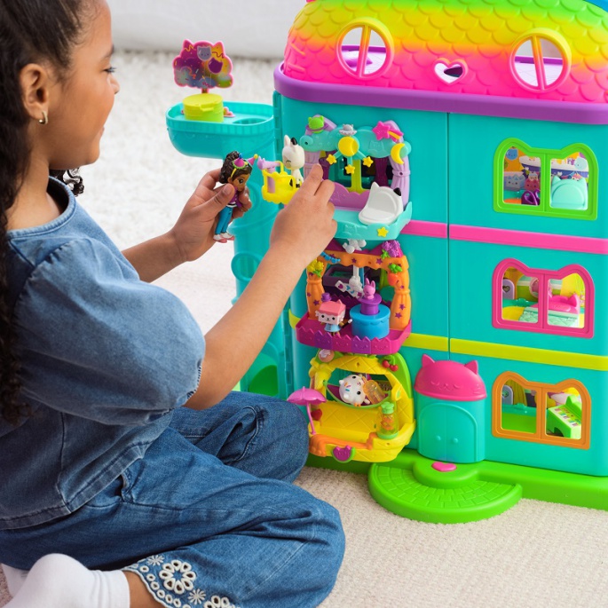 Μεγάλο εορταστικό σπίτι στο Gabby's Dollhouse