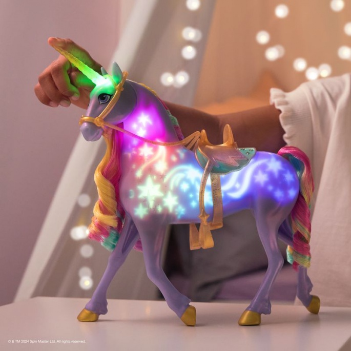 Unicorn Academy φωτεινός μονόκερος Wildstar 28 εκ. + Valentina και Cinder 11 εκ. για τη μισή