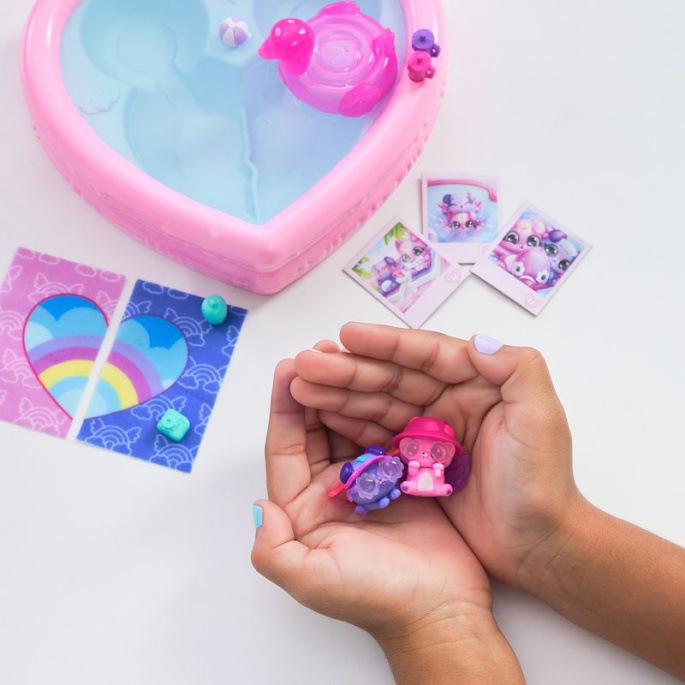 Hatchimals πάρτι πισίνας για ζώα