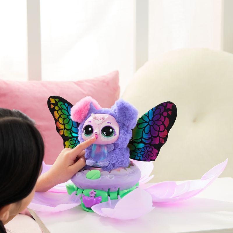 Hatchimals Bloomables Κουκούλι με εκπλήξεις κουταβιών