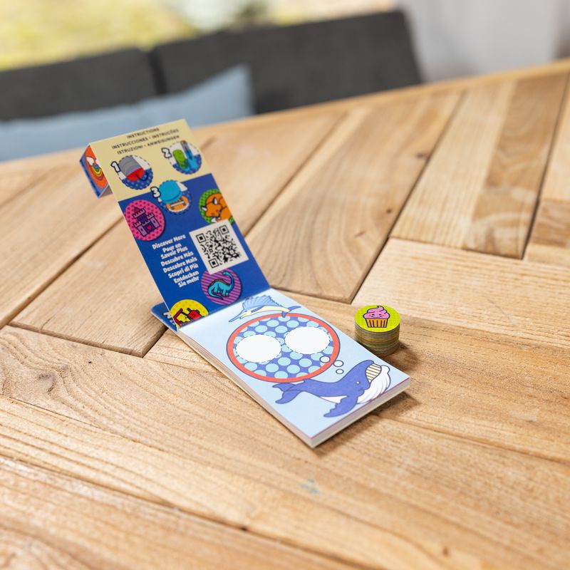 Melissa & Doug Sticker WOW Ρόλοι αυτοκόλλητων σωλήνα γεμάτη εκπλήξεις