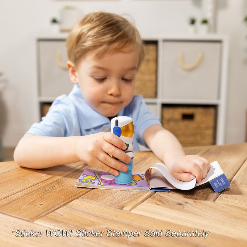 Melissa & Doug Sticker WOW Ρόλοι αυτοκόλλητων σωλήνα γεμάτη εκπλήξεις