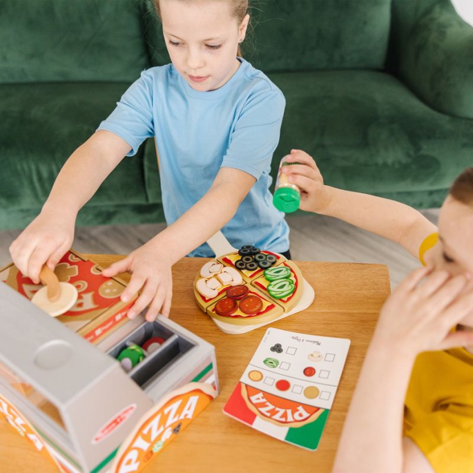 Κατασκευή πίτσας με φούρνο από Melissa & Doug