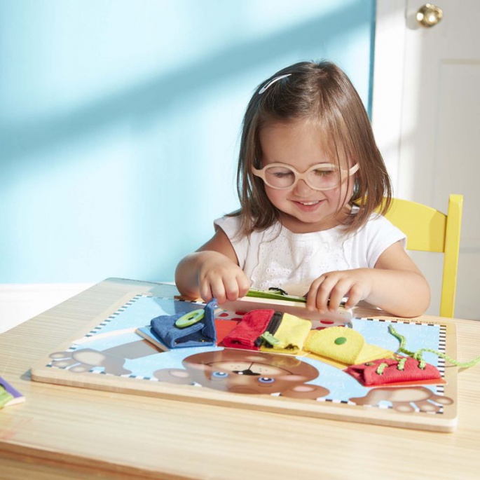 Melissa & Doug βασική εκπαίδευση στο ντύσιμο