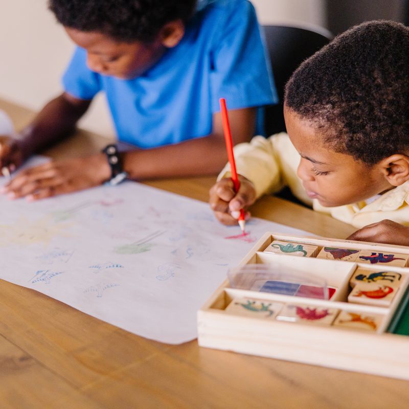 Ξύλινα σφραγιδάκια Melissa & Doug με πλέσιμα χρώματα Δεινόσαυροι