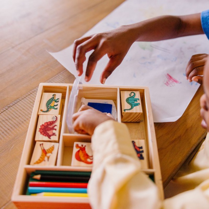 Ξύλινα σφραγιδάκια Melissa & Doug με πλέσιμα χρώματα Δεινόσαυροι