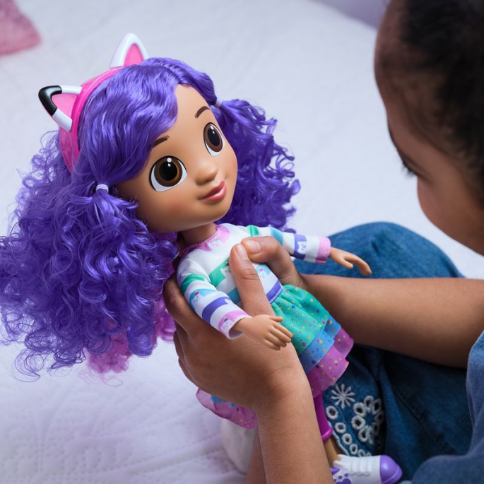 Σετ προσφοράς: Gabby’s Dollhouse - διαδραστική κούκλα με ηχητικά εφέ αυτιών