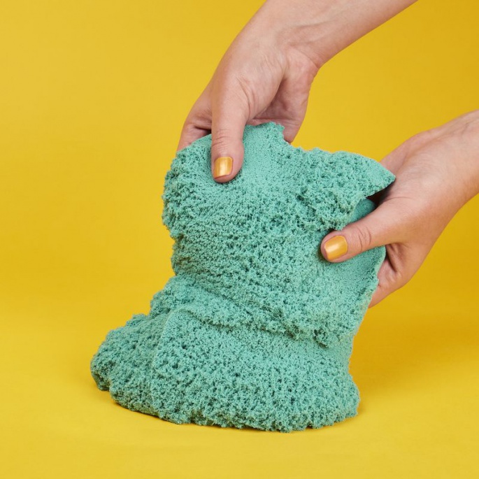 Kinetic Sand πακέτο με λαμπερή πράσινη άμμο 0,9 κιλά