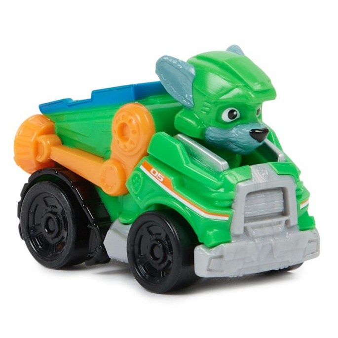 Η ομάδα Paw Patrol σε μεγάλη ταινία με μινιατούρες αυτοκινήτων και φιγούρες